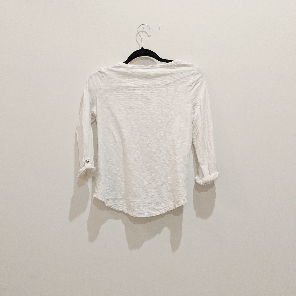 $$$ CHICO'S the ultimate tee white roll up sleeves - Picture 6 of 6